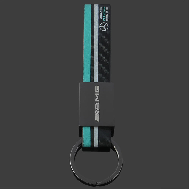 Chaveiro de Couro com Emblema de Carro – Estilo Racing para Mercedes-Benz AMG (Modelos W203, W206, W220, W205, W211, W212, W201, W210, W108, W168)