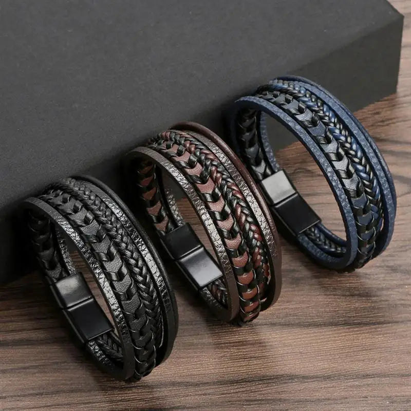 Pulseira Masculina de Couro Trançado – Estilo Punk com Cruz Preta Decorativa e Fecho Magnético