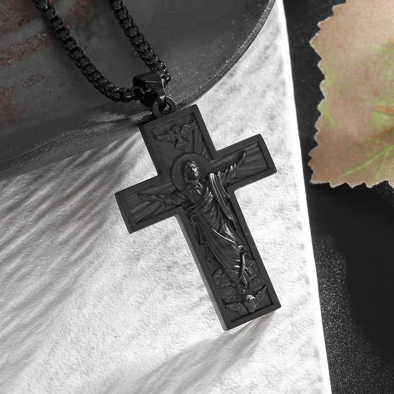 Colar Pingente Vintage Gótico de Caveira com Cruz de Jesus — Joia Católica Masculina, Amuleto Religioso Estilo Punk