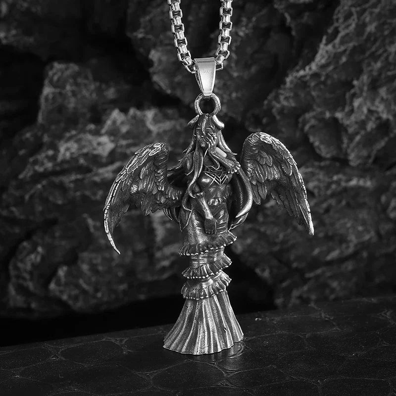 Colar Pingente Vintage Gótico de Caveira com Cruz de Jesus — Joia Católica Masculina, Amuleto Religioso Estilo Punk