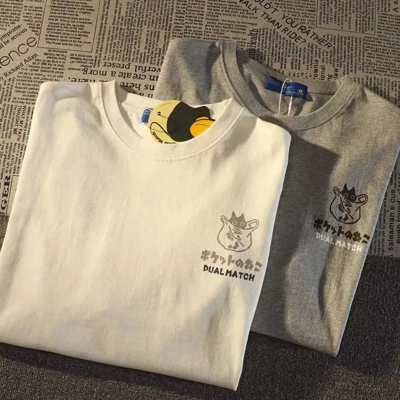 Camiseta de manga curta estampada com desenho de gato retrô